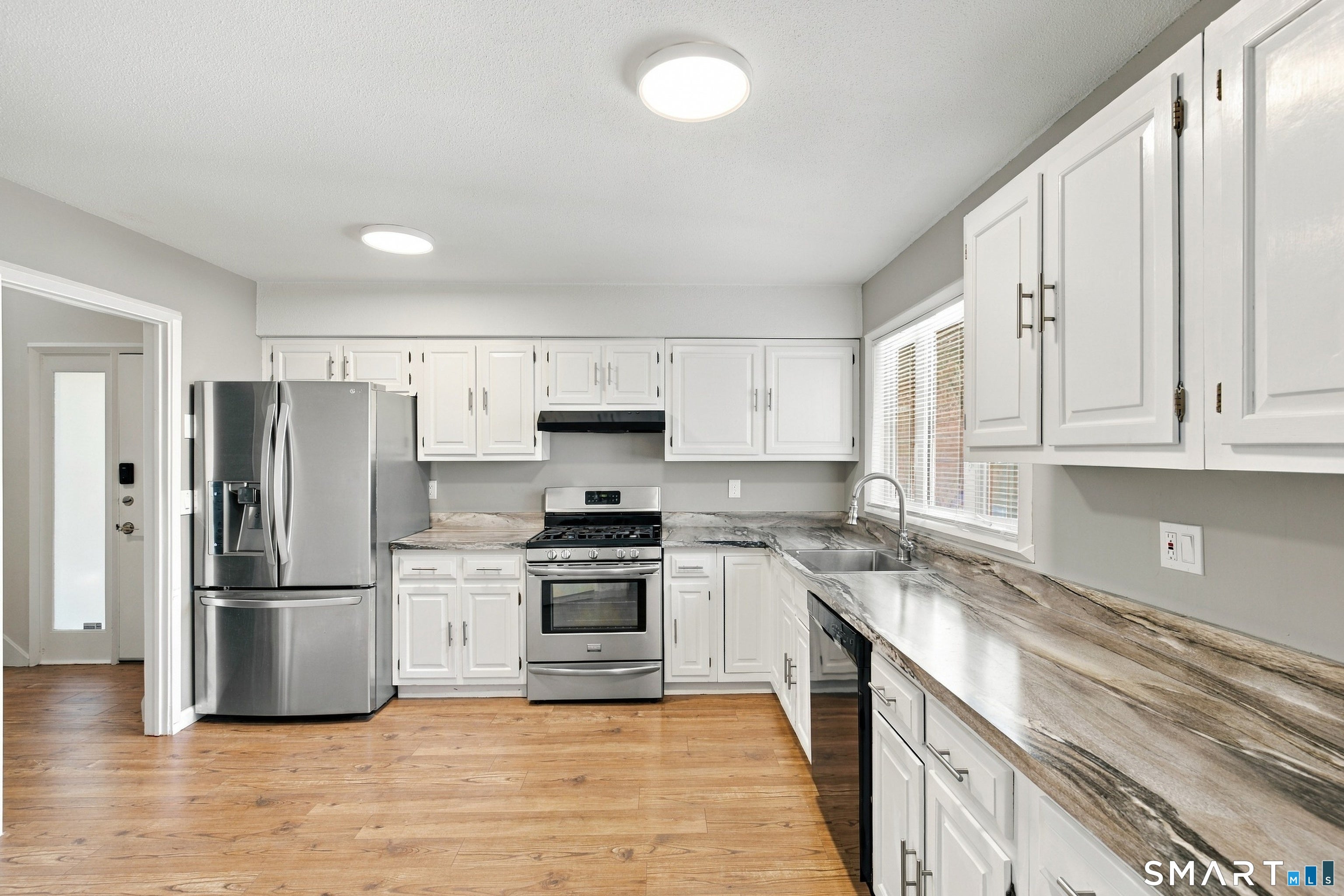 5 Talcott Glen B