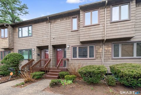 Condo For Sale - 37 Towne House Road #37<br/> Hamden, CT 06514