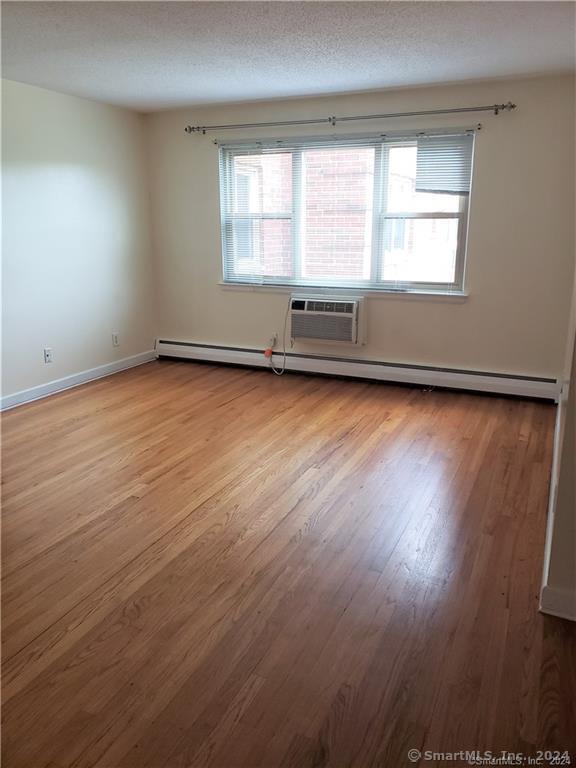 Rental Property at 70 Grove Hill Street Apt 3W, New Britain, Connecticut - Bedrooms: 1 
Bathrooms: 1 
Rooms: 3  - $1,400 MO.