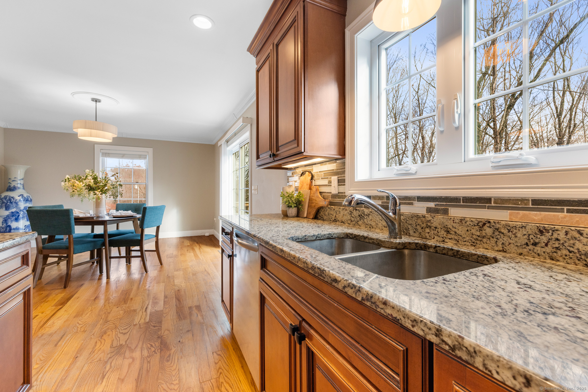 1282 Summit Road, Cheshire, Connecticut image 9