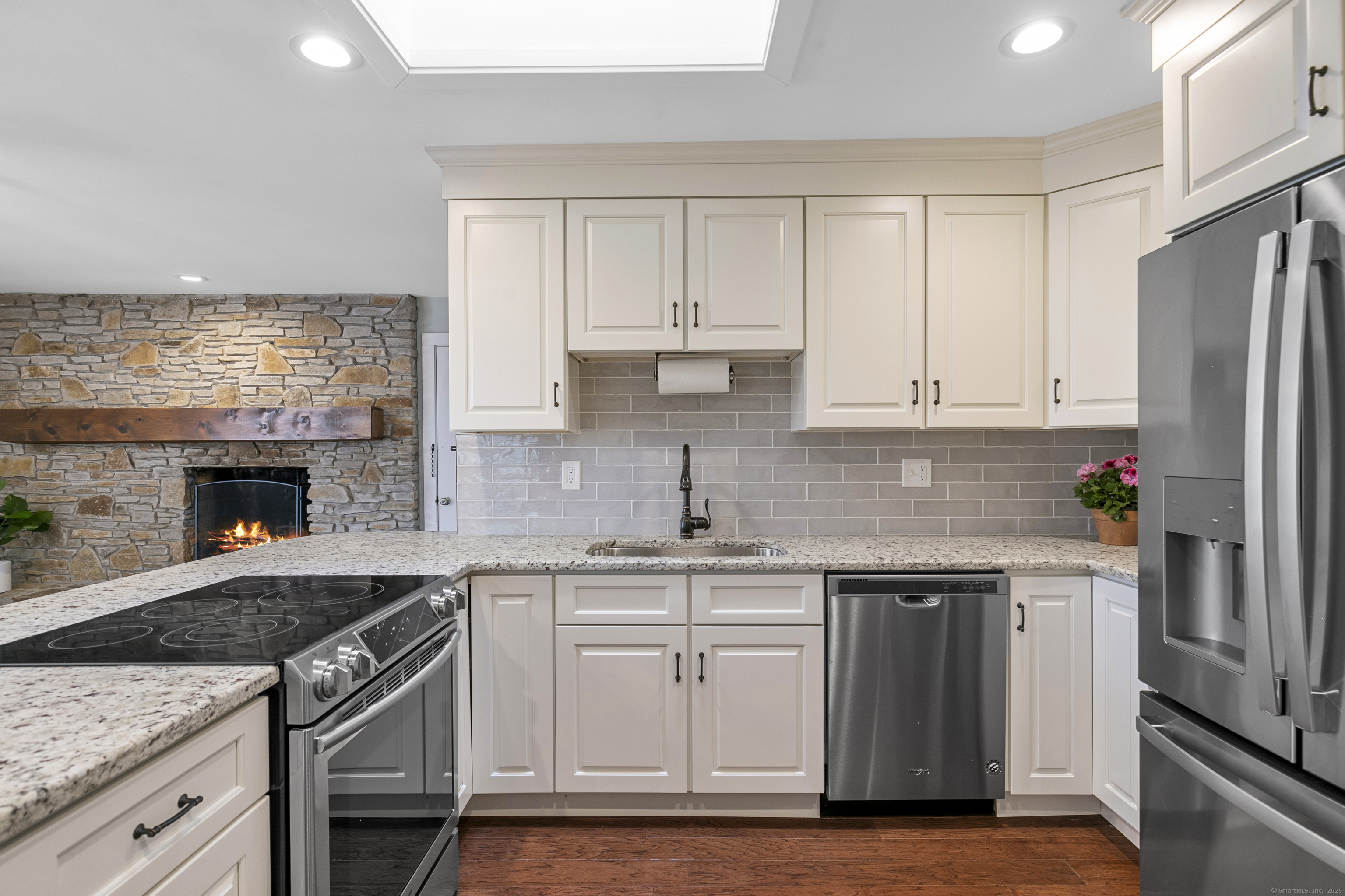333 Chesterfield Road, East Lyme, Connecticut image 4