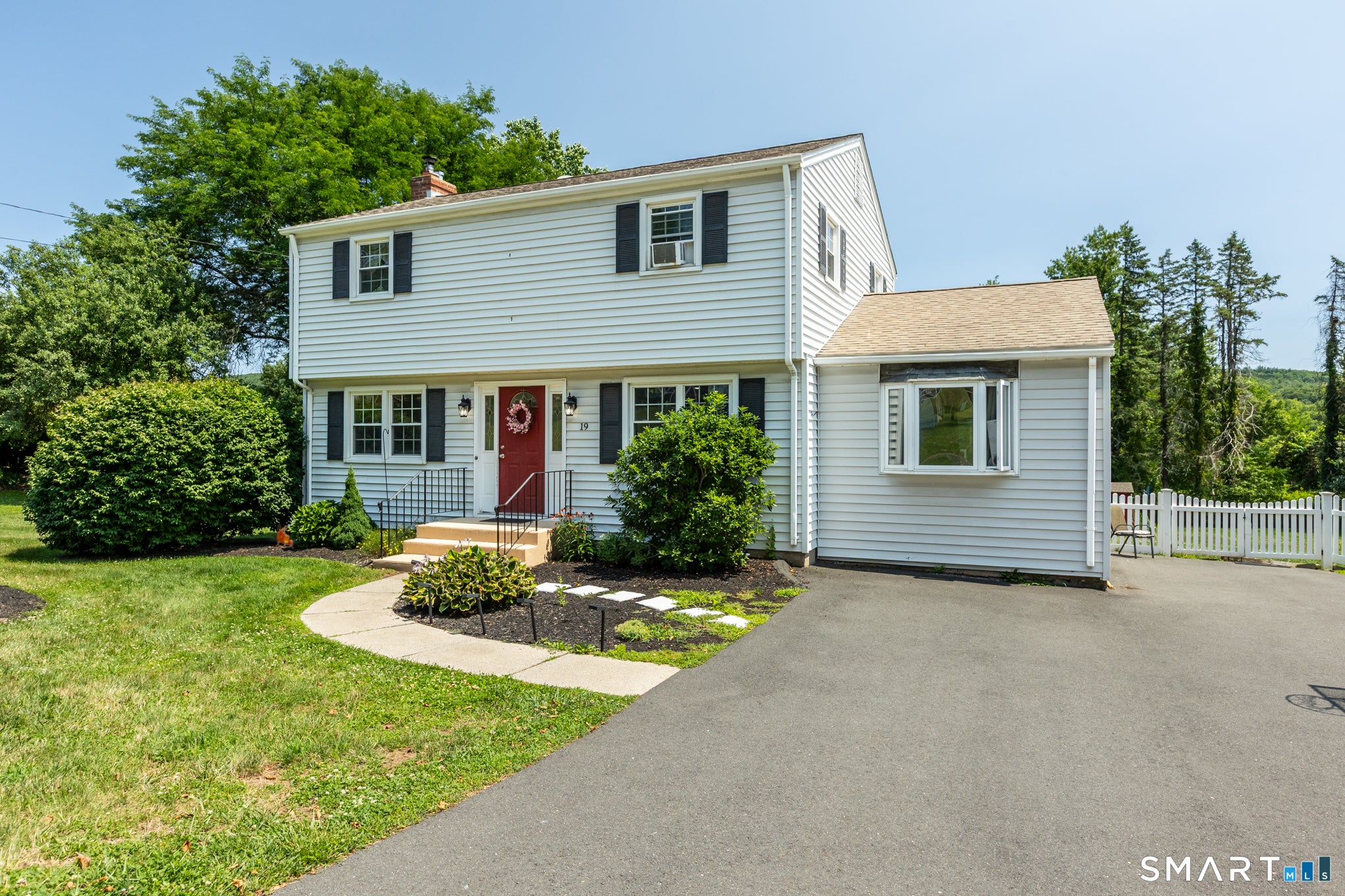 19 Hillside Drive