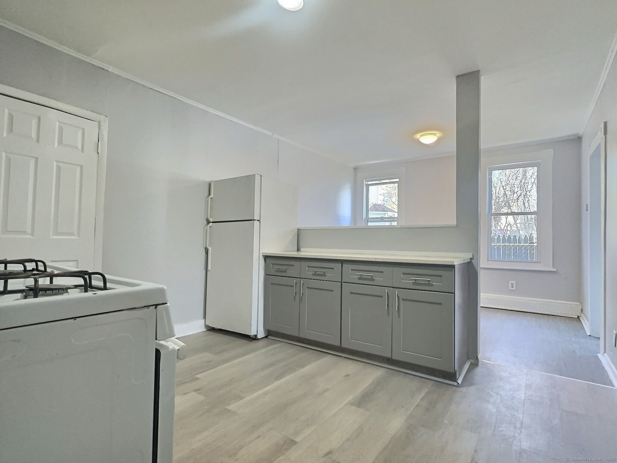 Lexington Avenue 2, Bridgeport, Connecticut - 2 Bedrooms  
1 Bathrooms  
4 Rooms - 