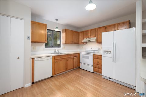Tiny photo for 550 Darling Street #42B, Southington, CT 06489 (MLS # 24170863)