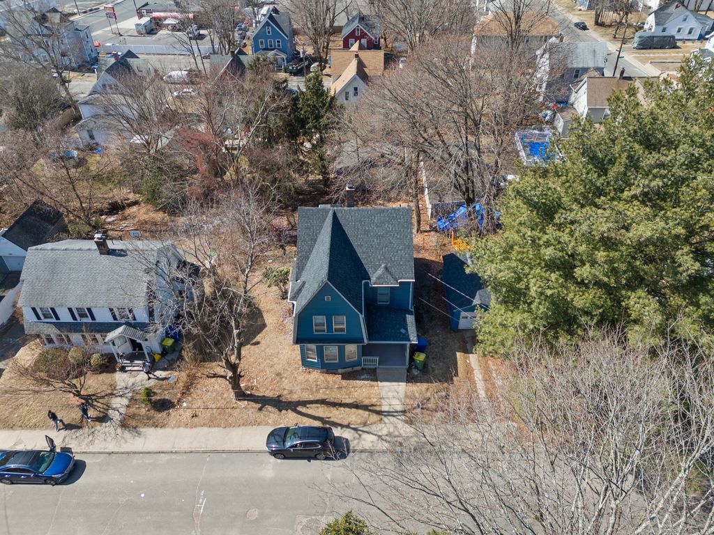 Photo of 307 Dwight Street, Waterbury, CT 06704 (MLS # 24174093)