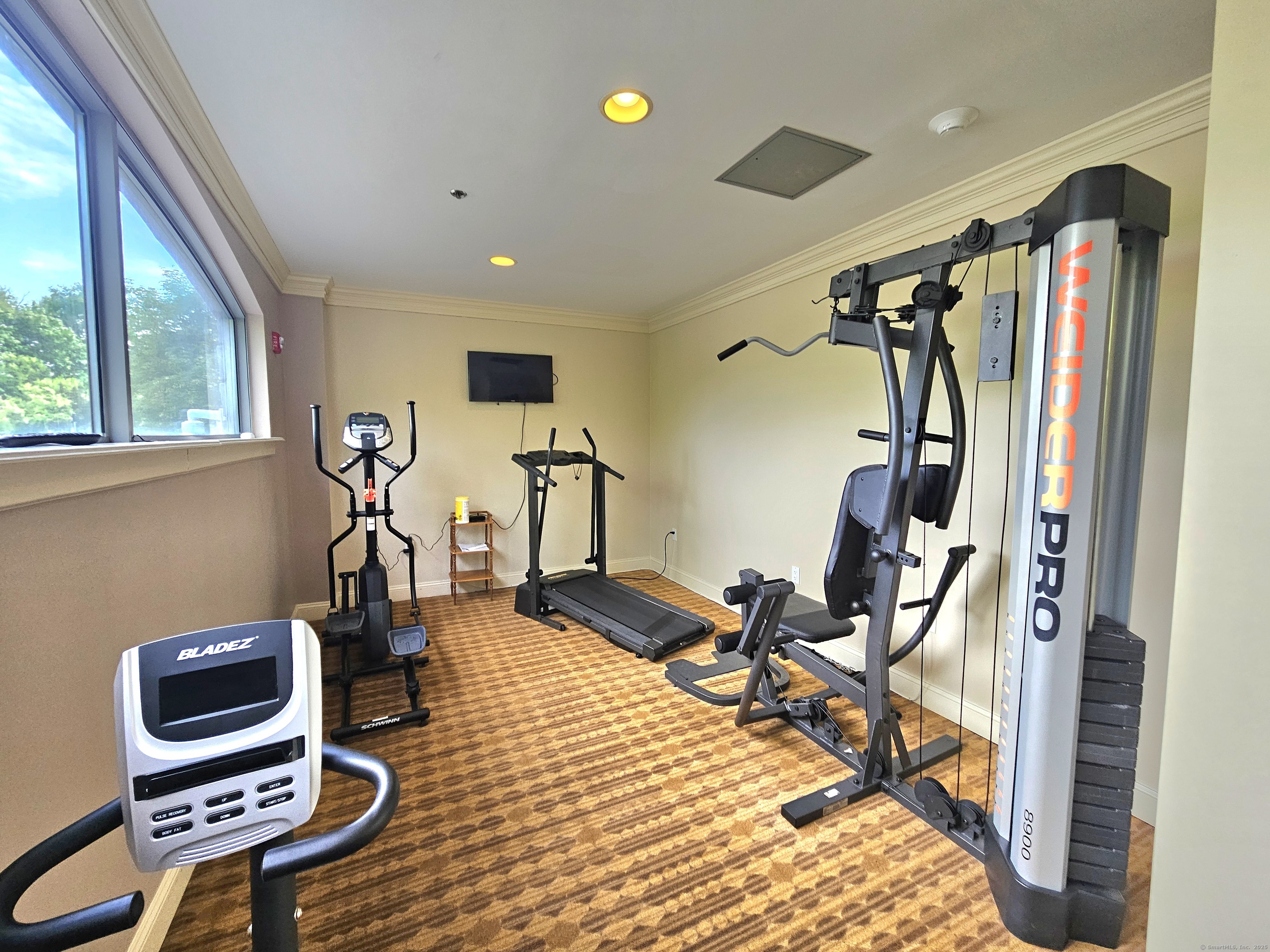 586 W Thames Street #APT 505, Norwich, Connecticut image 36