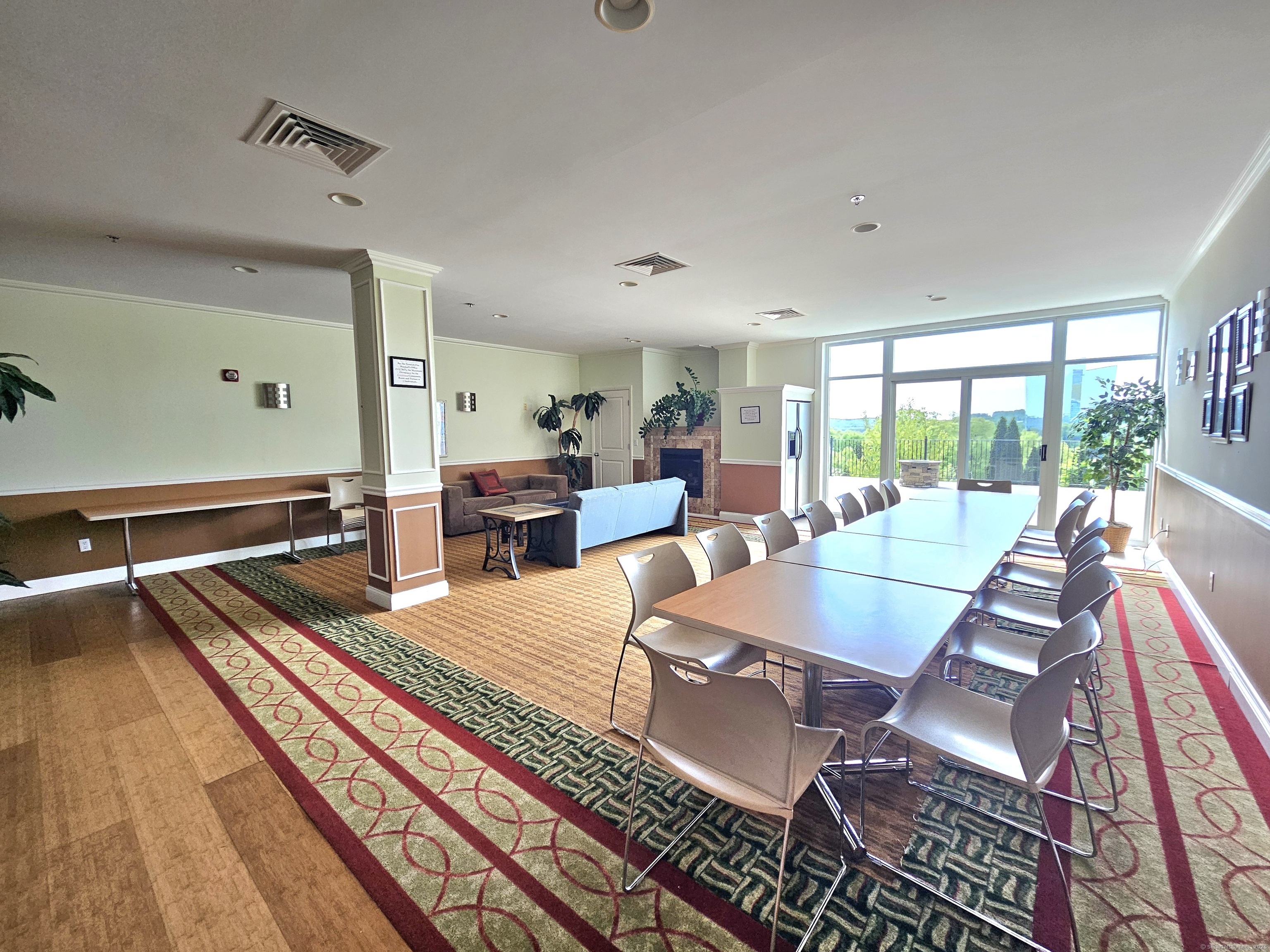 586 W Thames Street #APT 505, Norwich, Connecticut image 33