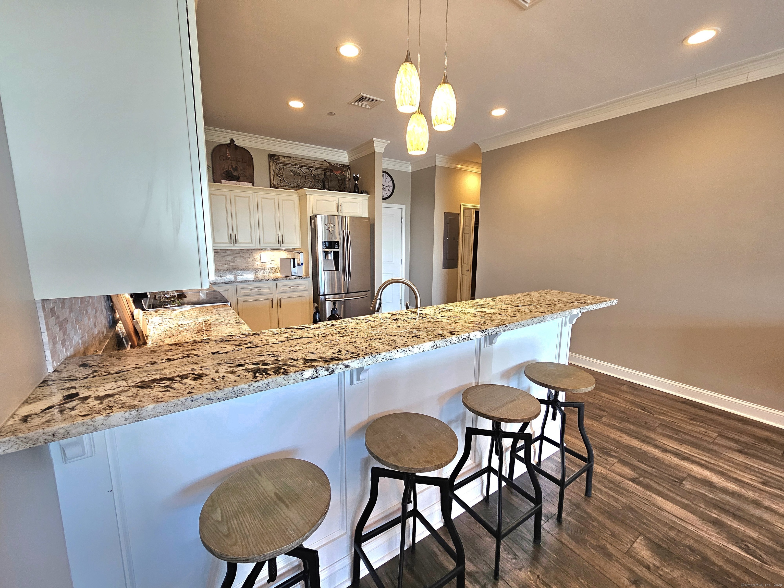 586 W Thames Street #APT 505, Norwich, Connecticut image 13