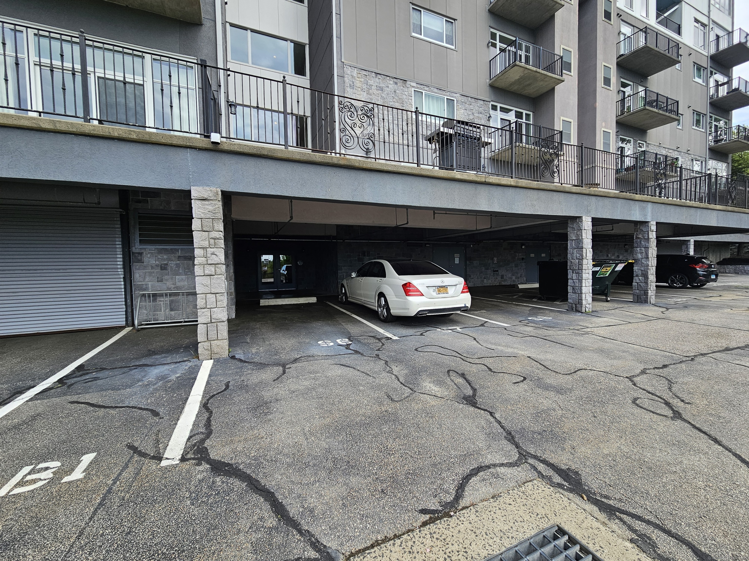 586 W Thames Street #APT 505, Norwich, Connecticut image 29