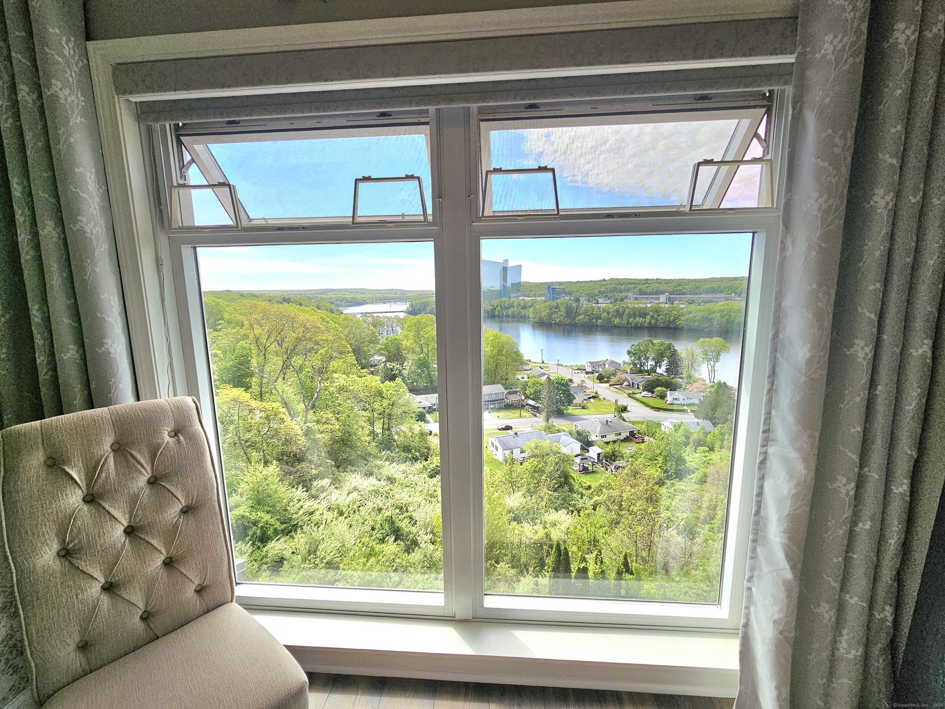 586 W Thames Street #APT 505, Norwich, Connecticut image 20