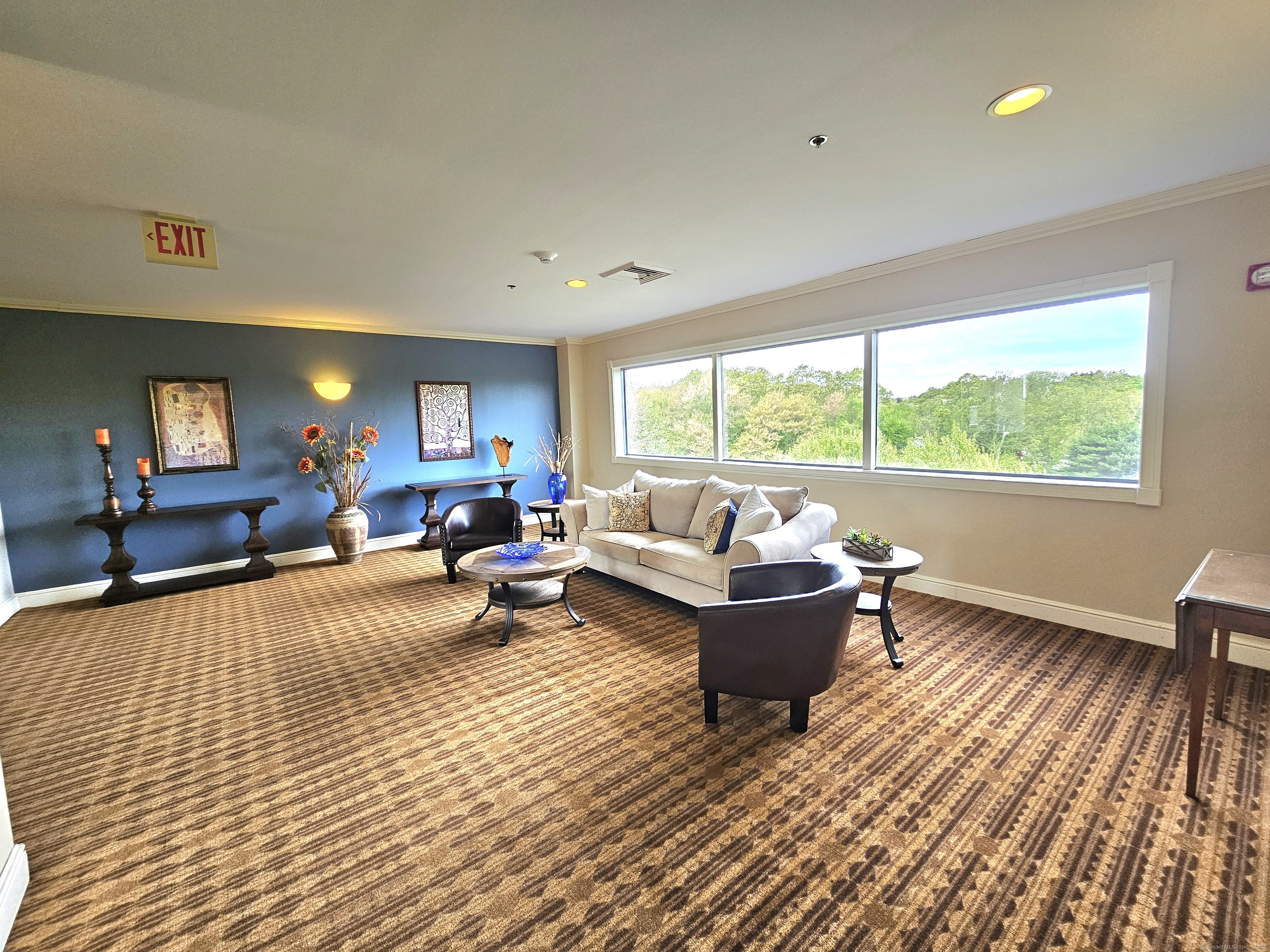 586 W Thames Street #APT 505, Norwich, Connecticut image 35