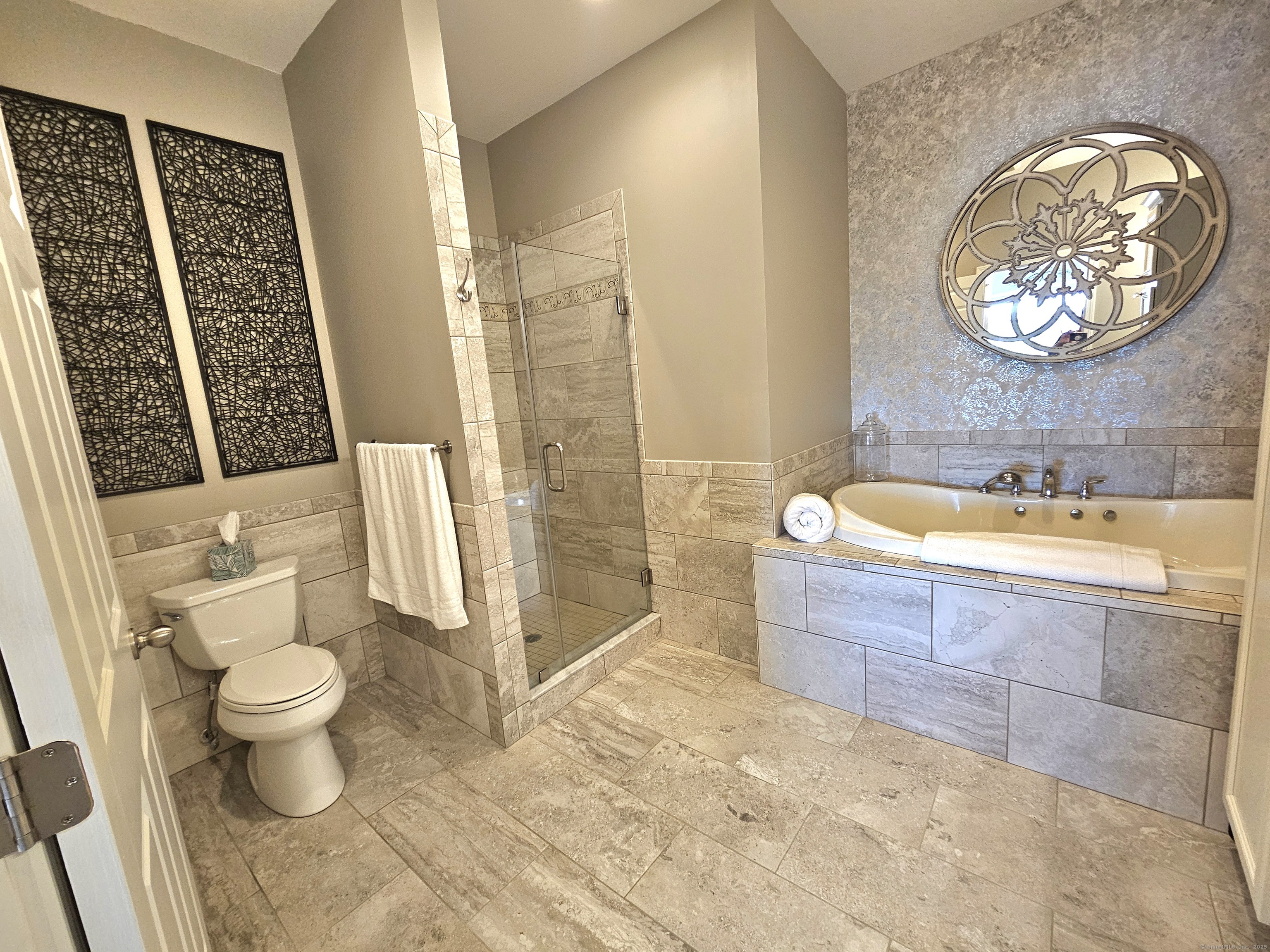 586 W Thames Street #APT 505, Norwich, Connecticut image 22