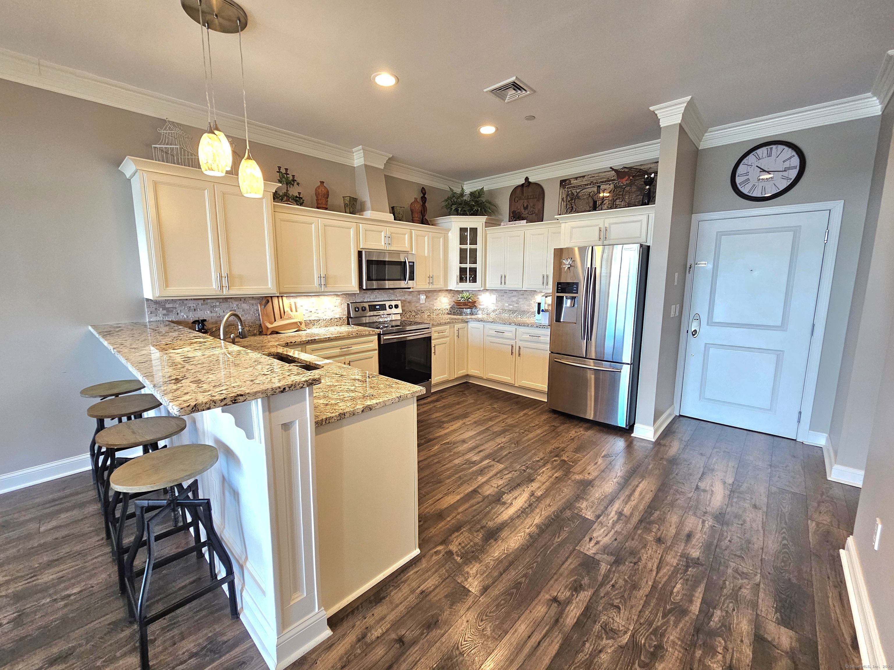 586 W Thames Street #APT 505, Norwich, Connecticut image 11