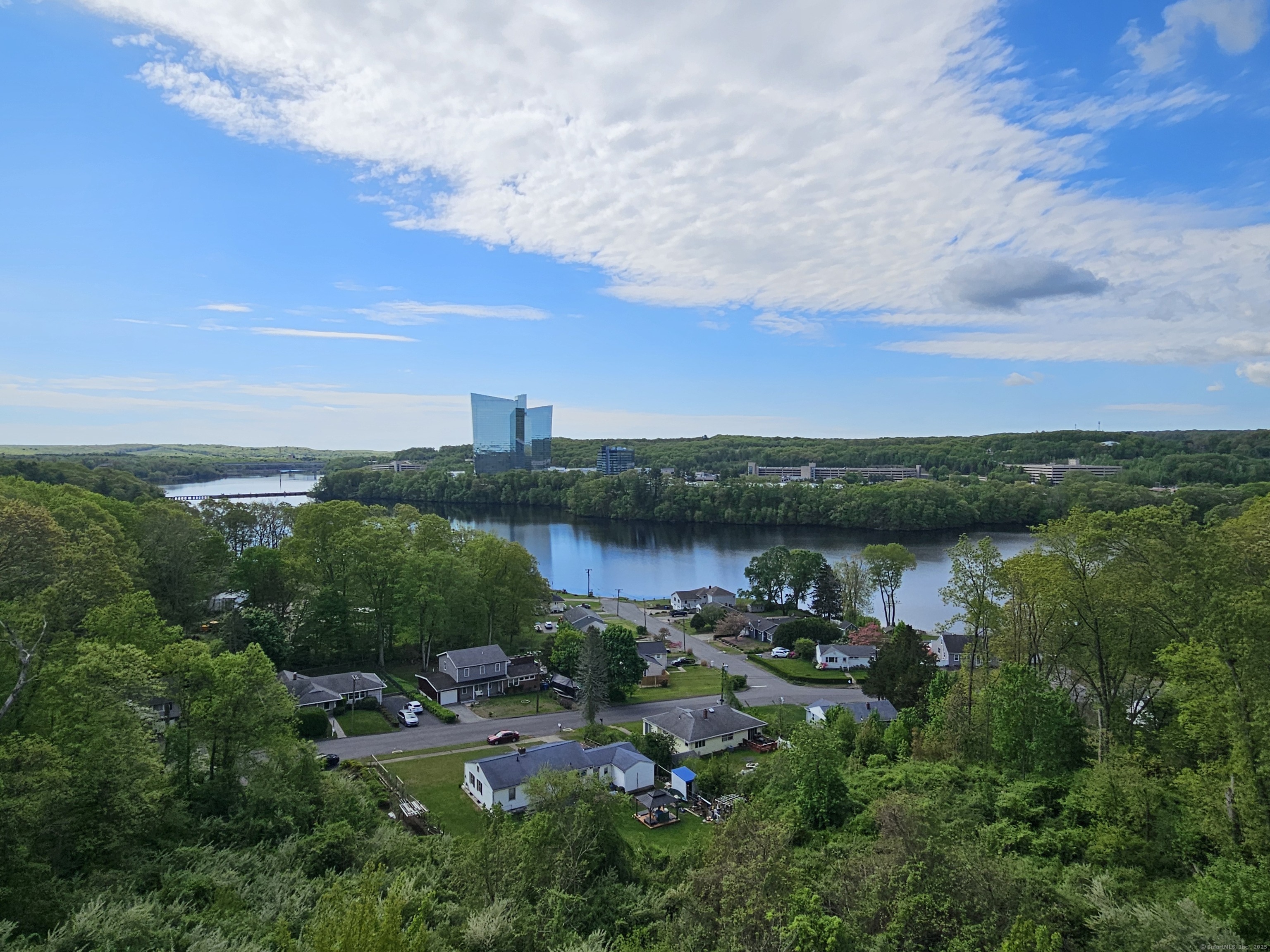 586 W Thames Street #APT 505, Norwich, Connecticut image 4