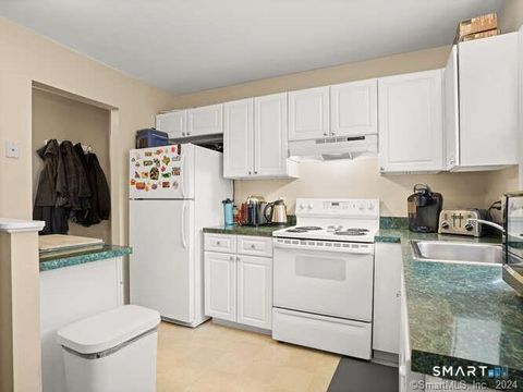 Tiny photo for 89 Carriage Path S #89, Milford, CT 06460 (MLS # 24162578)