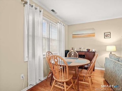 Tiny photo for 89 Carriage Path S #89, Milford, CT 06460 (MLS # 24162578)