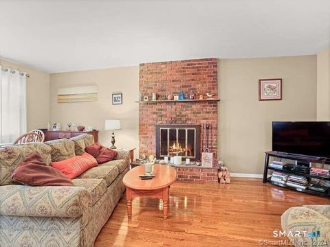 Tiny photo for 89 Carriage Path S #89, Milford, CT 06460 (MLS # 24162578)