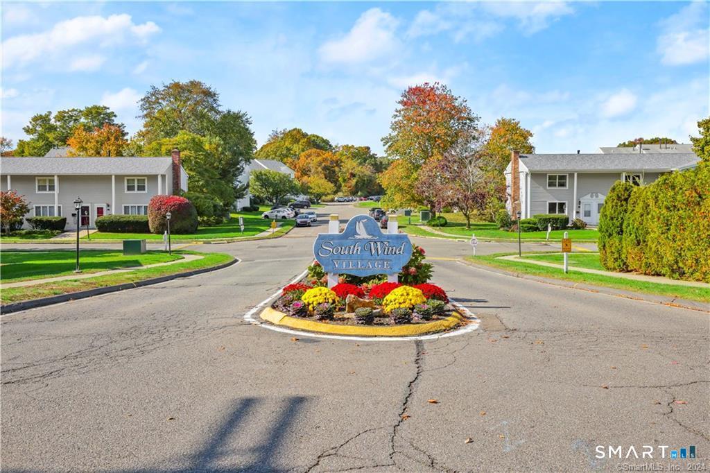 89 Carriage Path South 89