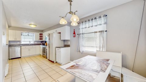 Tiny photo for 7 Inverness Square, Middletown, CT 06457 (MLS # 24132438)