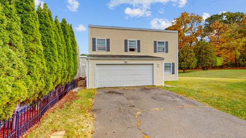 Tiny photo for 7 Inverness Square, Middletown, CT 06457 (MLS # 24132438)