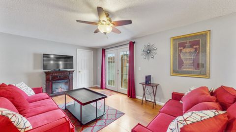 Tiny photo for 7 Inverness Square, Middletown, CT 06457 (MLS # 24132438)