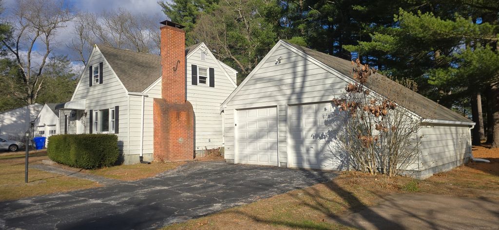 Photo of 14 W Forrest Drive, Enfield, CT 06082 (MLS # 24142095)