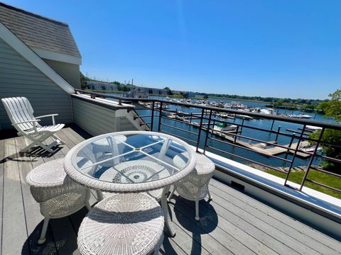 Photo of 131 Popes Island Road #131, Milford, CT 06461 (MLS # 24162847)