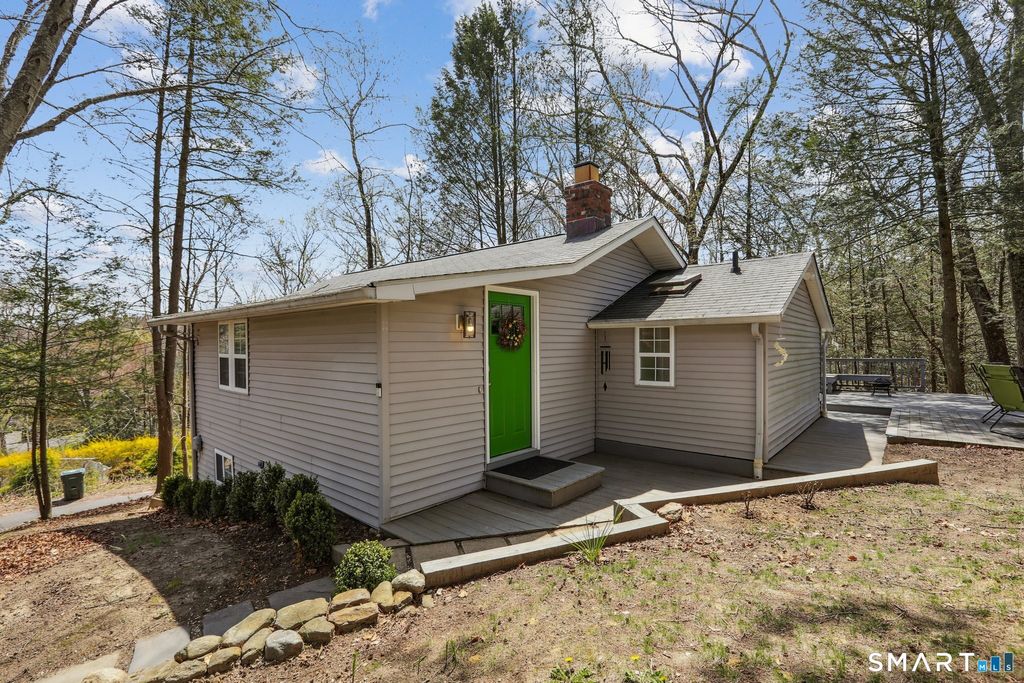 Photo of 10 Capitol Drive, Newtown, CT 06482 (MLS # 24167064)