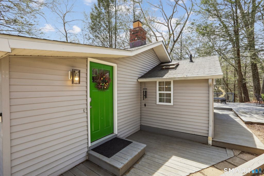 Photo of 10 Capitol Drive, Newtown, CT 06482 (MLS # 24167064)