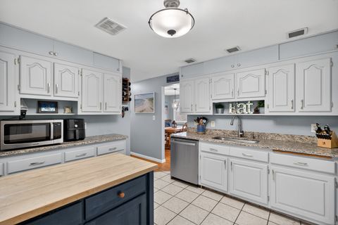 Tiny photo for 91 Highview Terrace, Middletown, CT 06457 (MLS # 24143903)