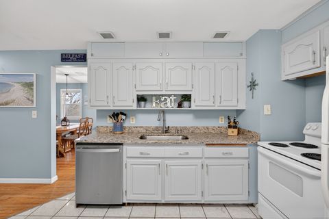 Tiny photo for 91 Highview Terrace, Middletown, CT 06457 (MLS # 24143903)