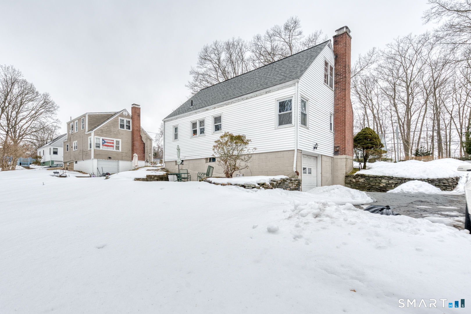 291 Mansfield Avenue