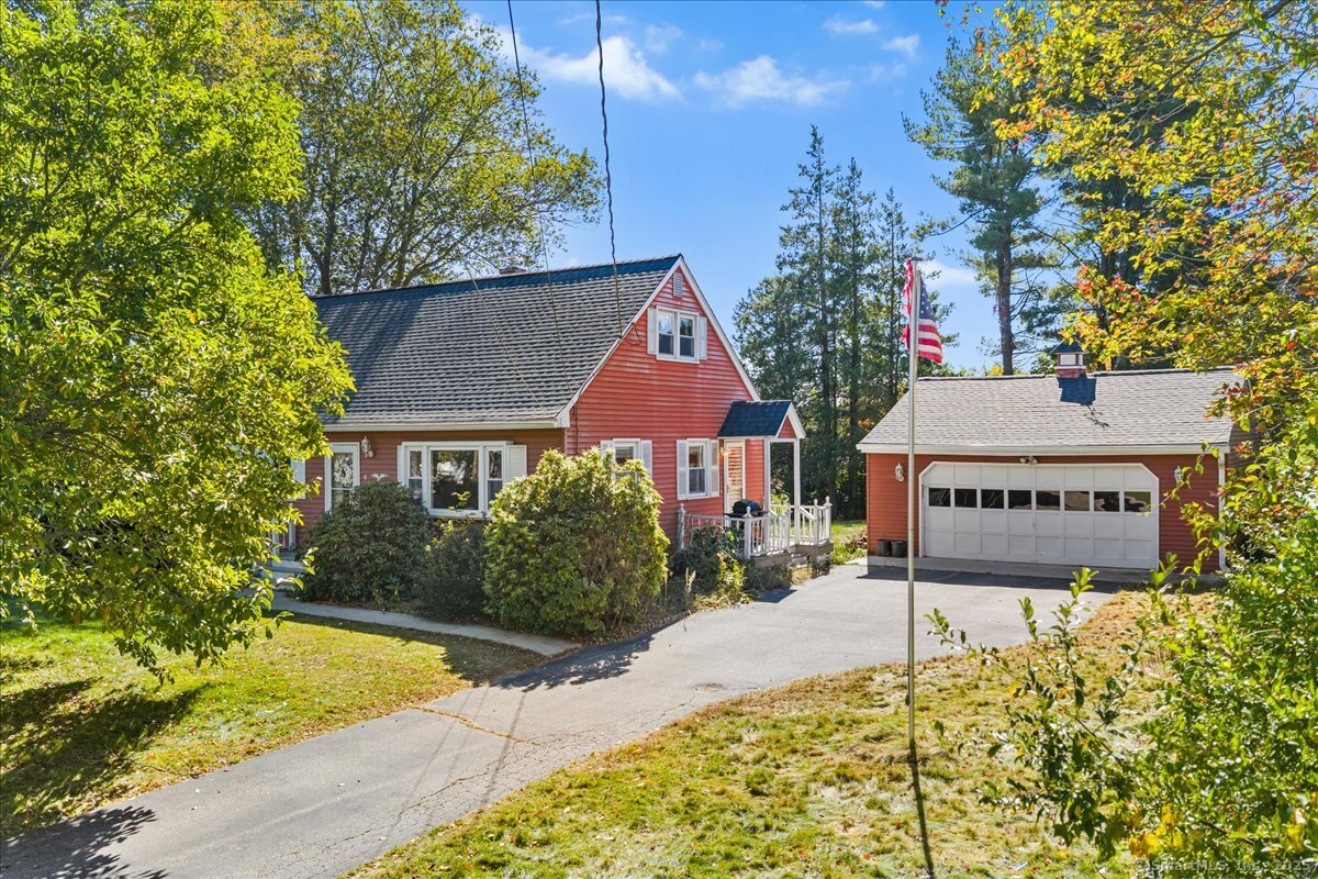8 Aspen Court