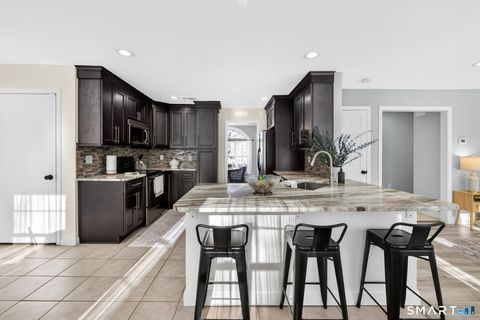 Tiny photo for 27 April Way, Bloomfield, CT 06002 (MLS # 24152101)