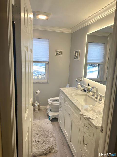 Tiny photo for 20 Harbour Village #G, Branford, CT 06405 (MLS # 24146647)