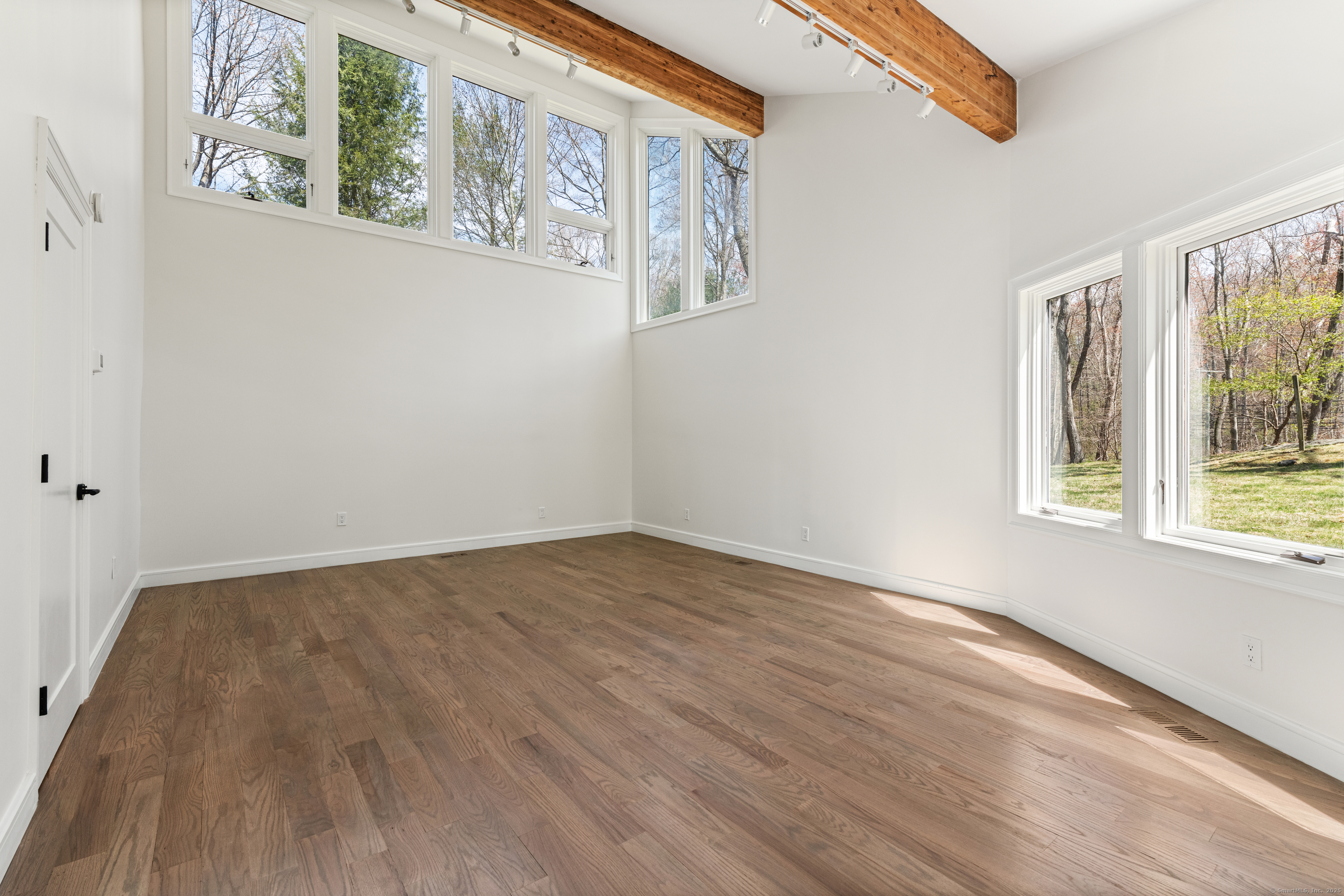 16 Hedge Brook Lane, Stamford, Connecticut image 11