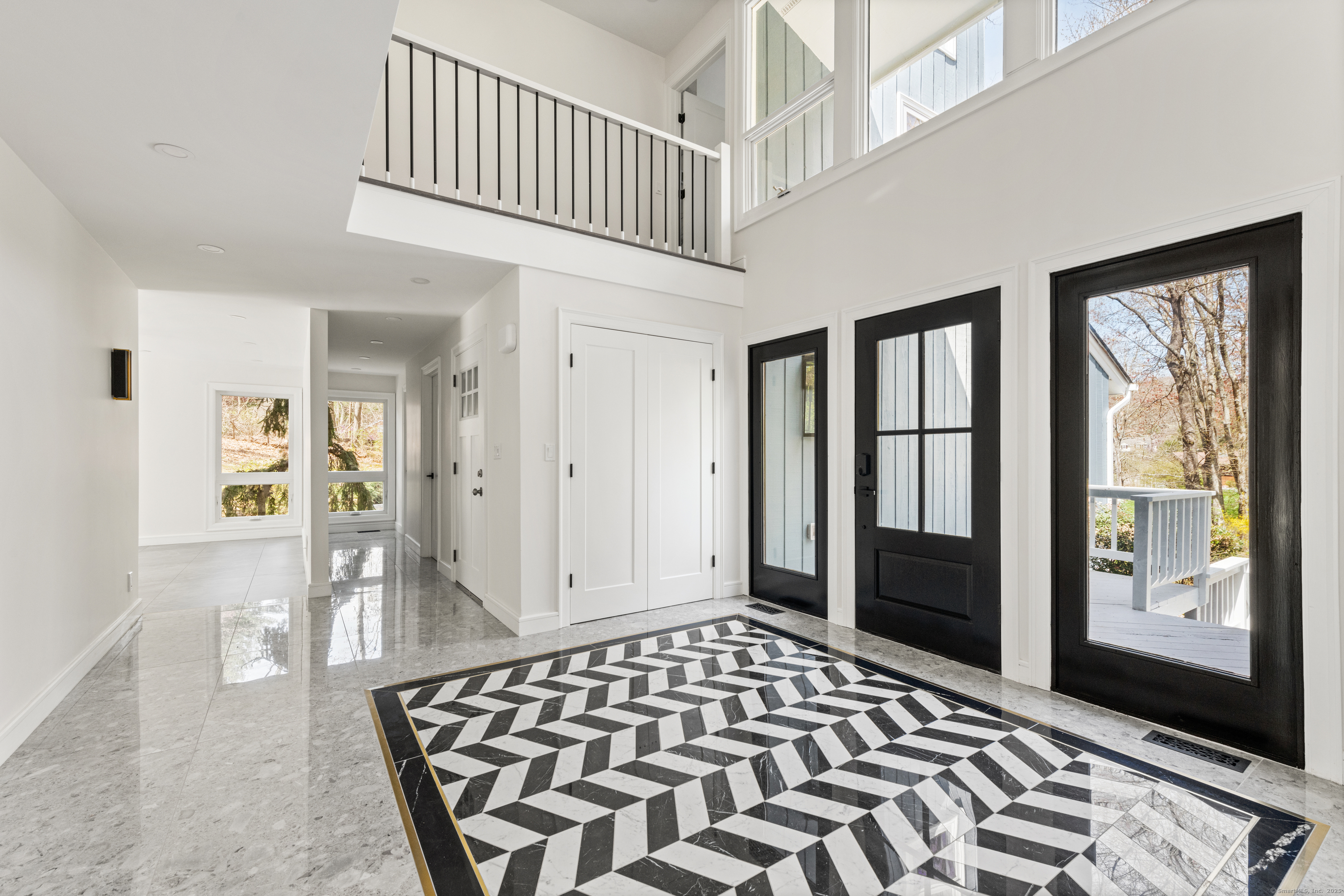 16 Hedge Brook Lane, Stamford, Connecticut image 5