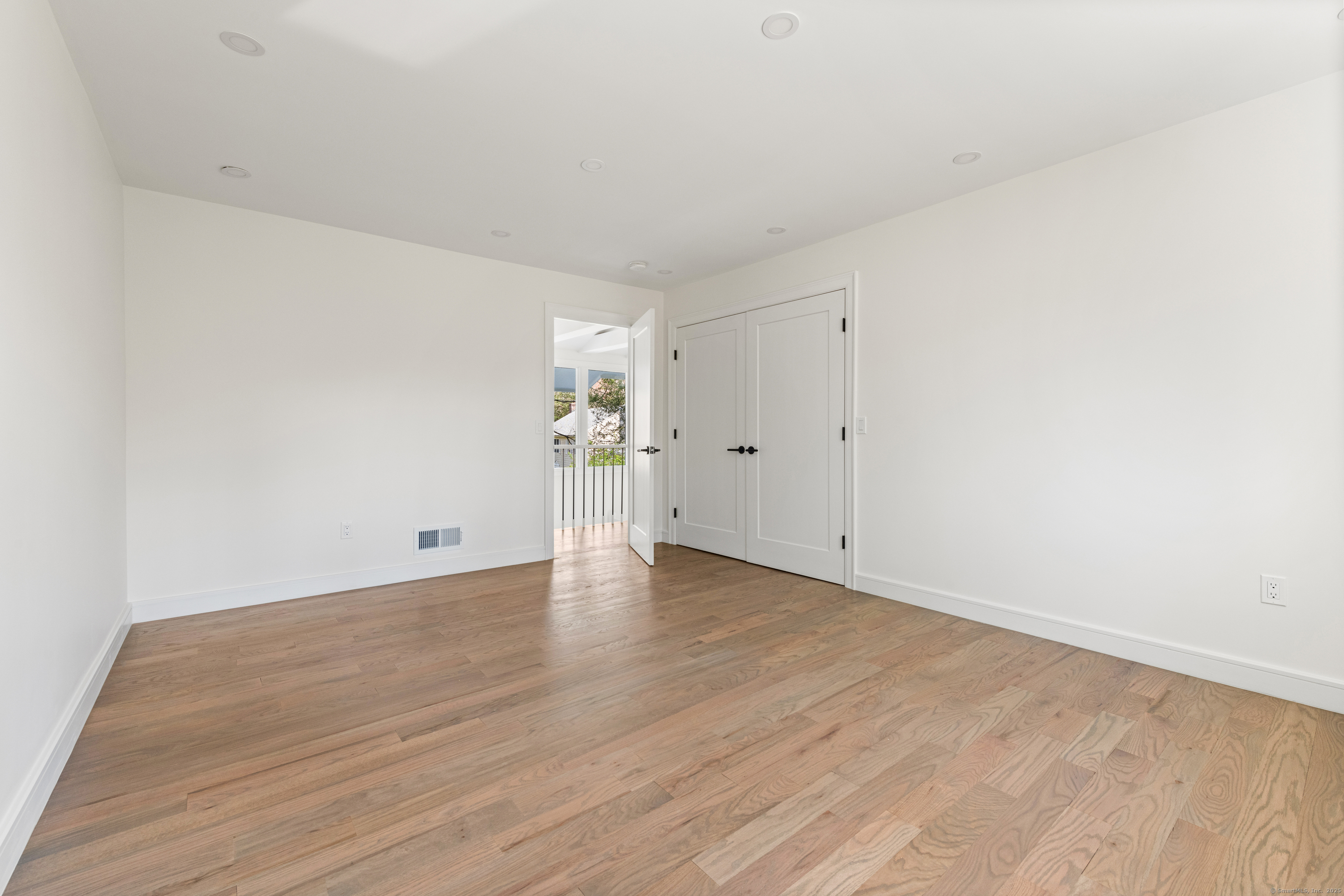 16 Hedge Brook Lane, Stamford, Connecticut image 20