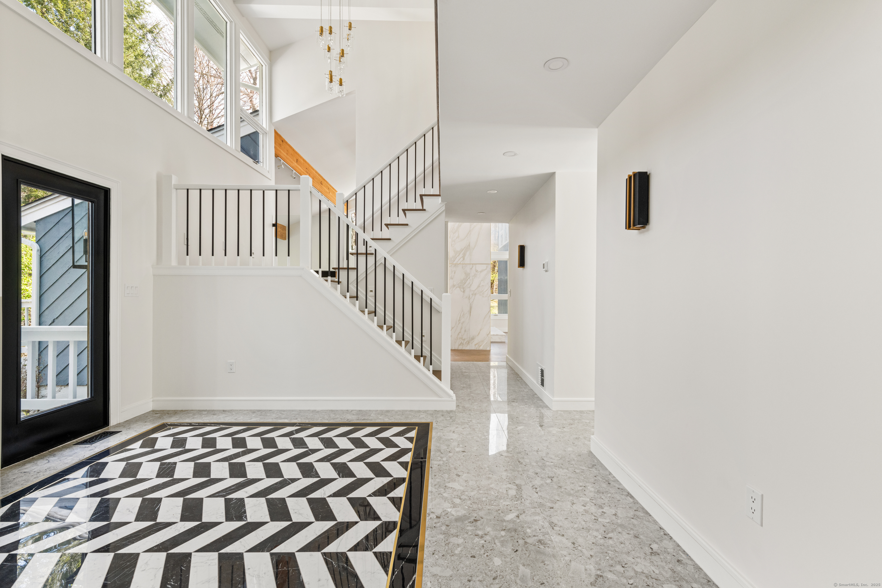 16 Hedge Brook Lane, Stamford, Connecticut image 6