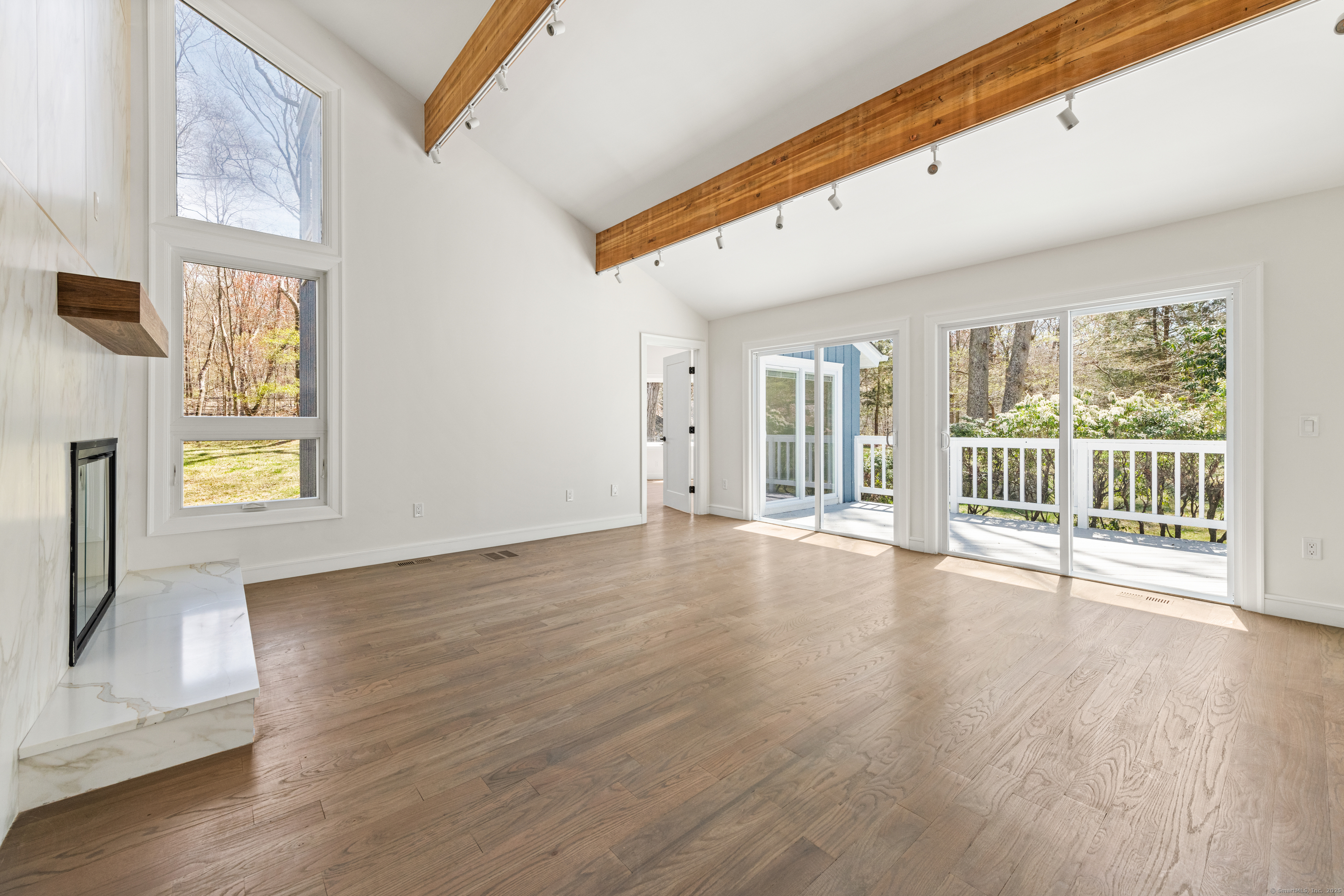 16 Hedge Brook Lane, Stamford, Connecticut image 9