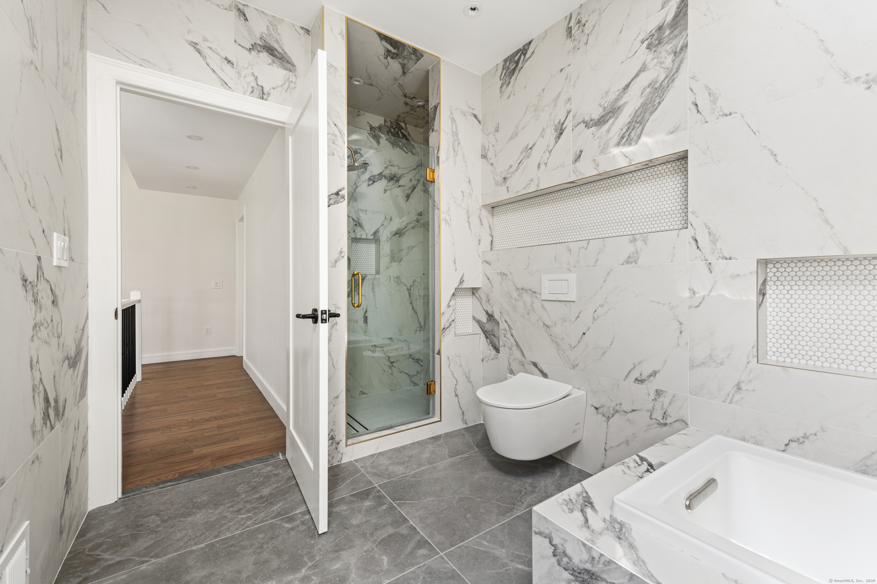16 Hedge Brook Lane, Stamford, Connecticut image 22