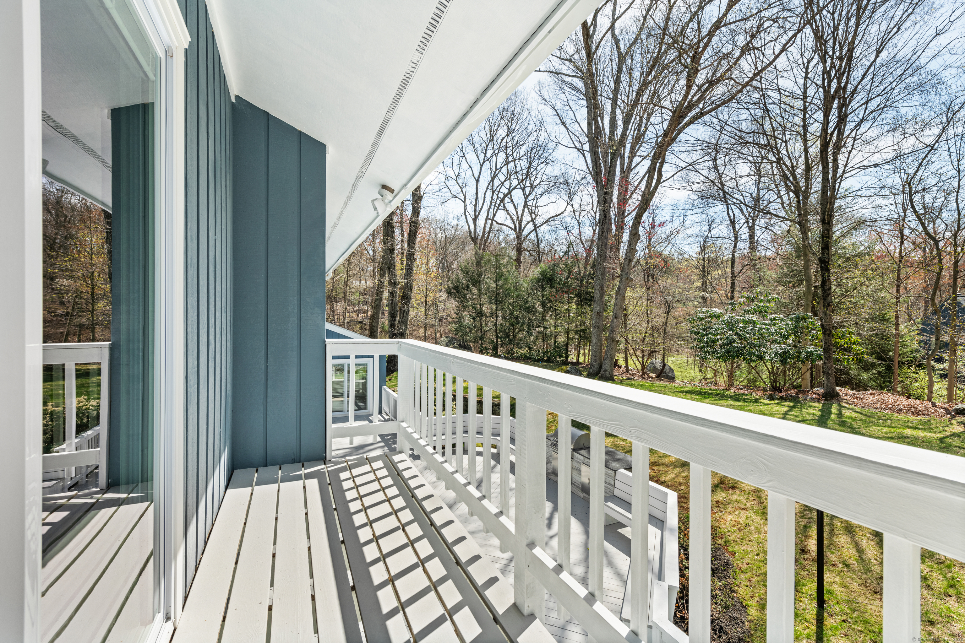 16 Hedge Brook Lane, Stamford, Connecticut image 24