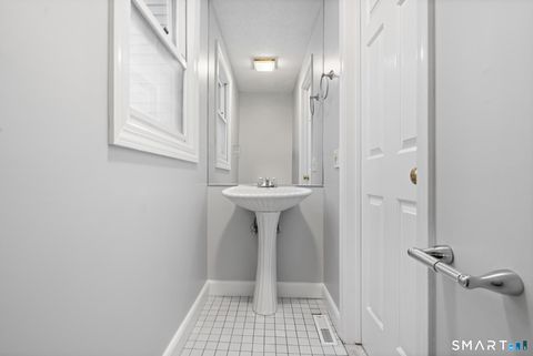 Tiny photo for 702 Quinnipiac Avenue #APT A, New Haven, CT 06513 (MLS # 24157559)