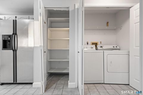 Tiny photo for 702 Quinnipiac Avenue #APT A, New Haven, CT 06513 (MLS # 24157559)