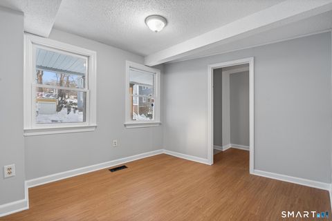 Tiny photo for 702 Quinnipiac Avenue #APT A, New Haven, CT 06513 (MLS # 24157559)