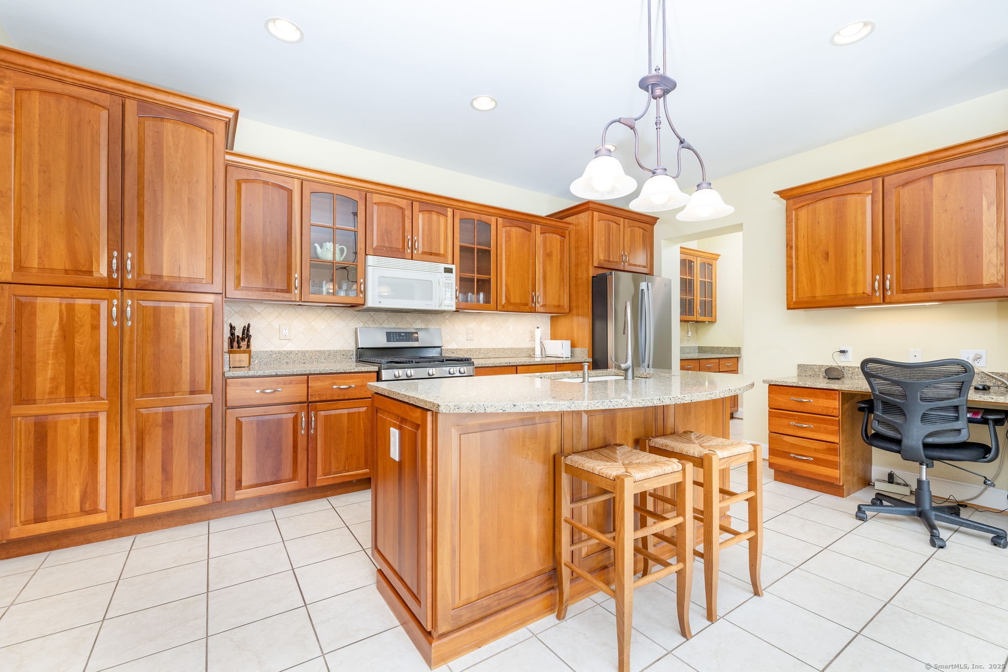 2 Pennington Drive #2, Simsbury, Connecticut image 2