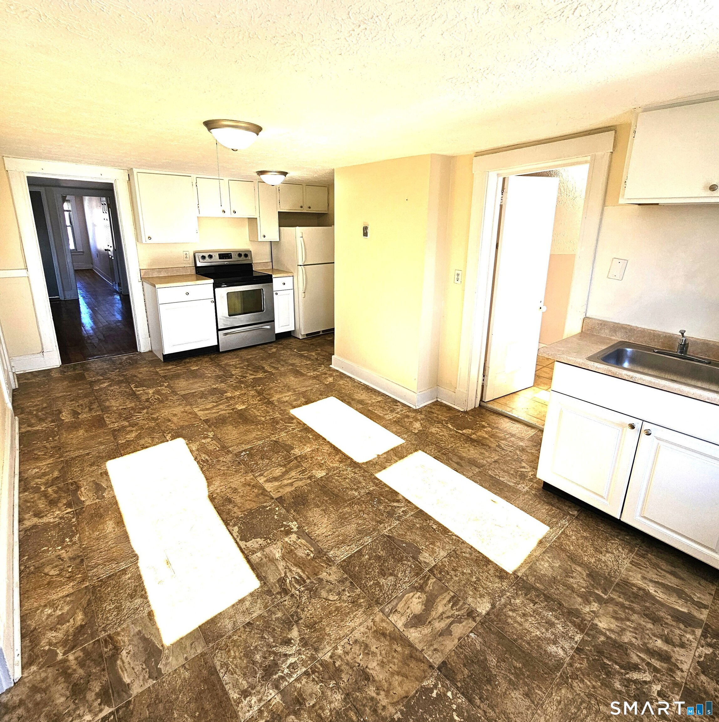 37 Bloomfield Avenue 4