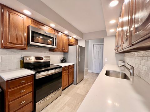 Tiny photo for 50 Aiken Street #APT 382, Norwalk, CT 06851 (MLS # 24141231)