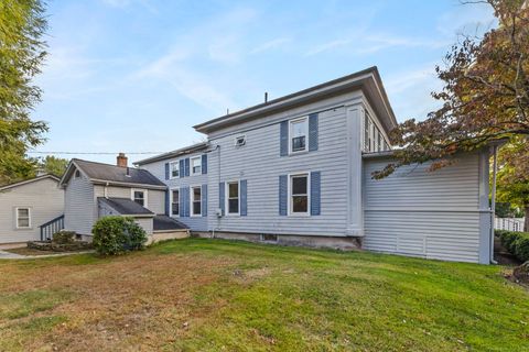 A home in Farmington