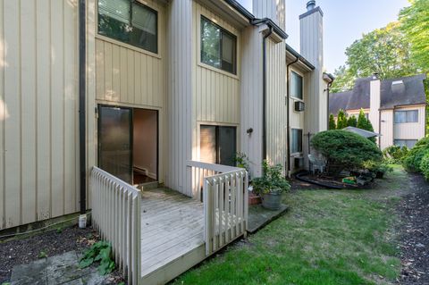 Tiny photo for 19 Woodway Road #APT 14, Stamford, CT 06907 (MLS # 24138022)
